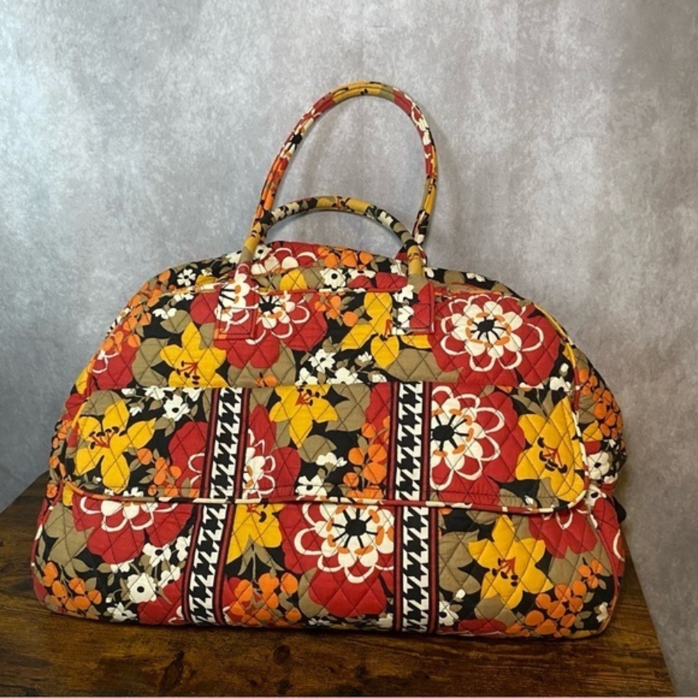 VERA BRADLEY Classic Frame Travel Weekend Bag Tote Bittersweet Floral Carry‎ On
